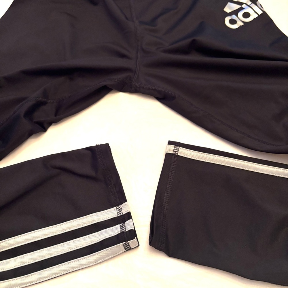 NWOT Adidas Black Silver Reflective Leggings Girls SZ XL 14 /16 - Picture 9 of 12